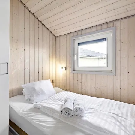 בקתה First Camp *