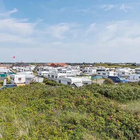 בקתה First Camp *